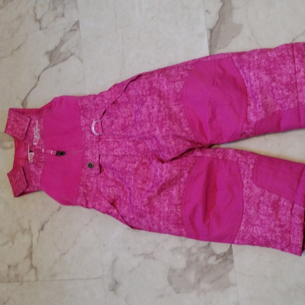 32 degrees snow pants. - Picture 2 of 11